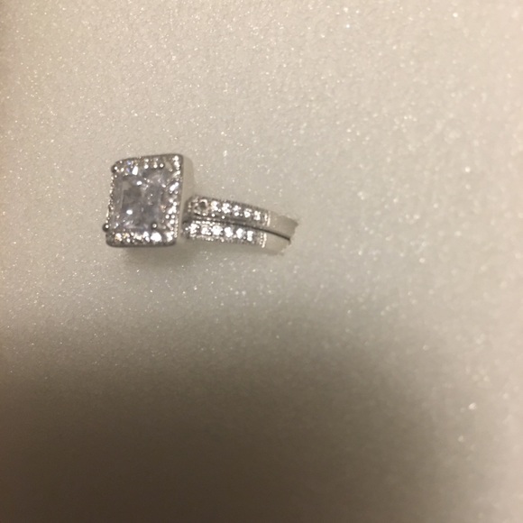 Princess cut SS CZ Bridal Set - Sz 7 - Picture 5 of 7